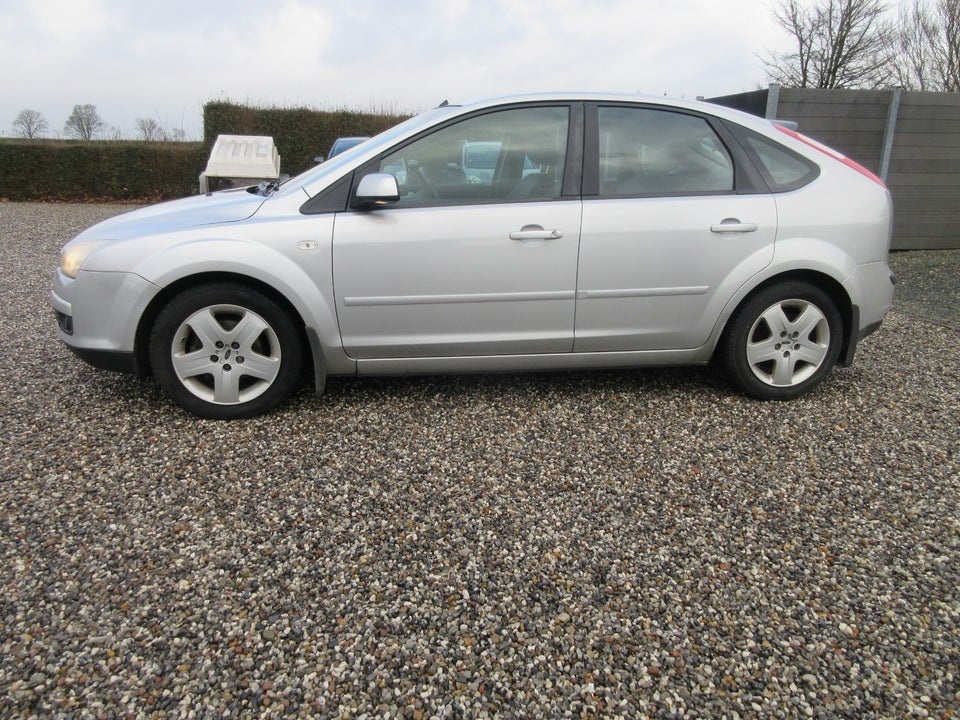 Ford Focus 1,6 TDCi 90 Trend Collection 5d