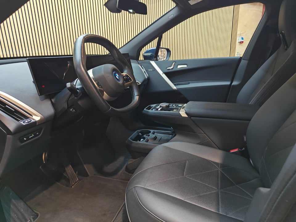 BMW iX xDrive40 Sport 5d