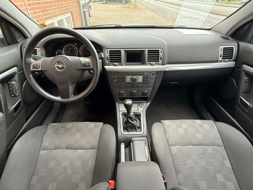 Opel Vectra 1,8 16V 140 Limited 5d