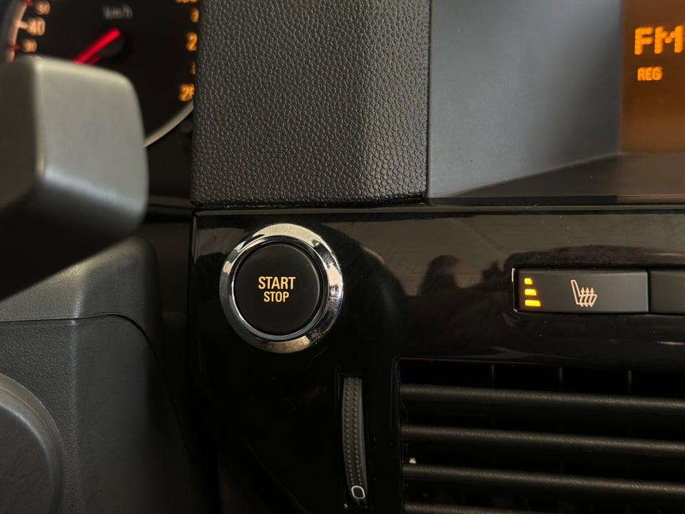 Opel Astra 1,8 16V Cosmo TwinTop 2d