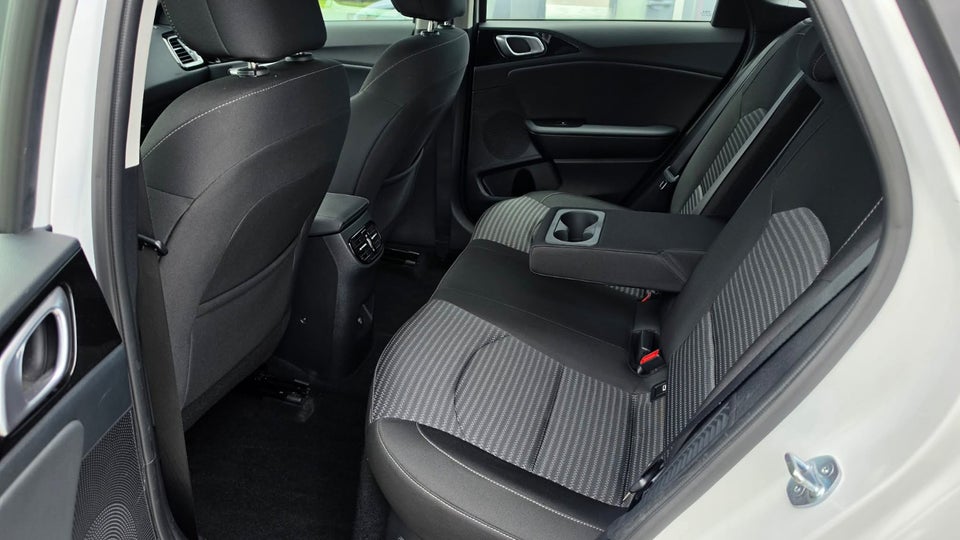 Kia Ceed 1,6 PHEV Prestige SW DCT 5d