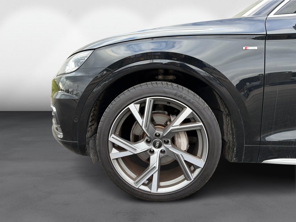 Audi Q5 2,0 TFSi 180 quattro 5d