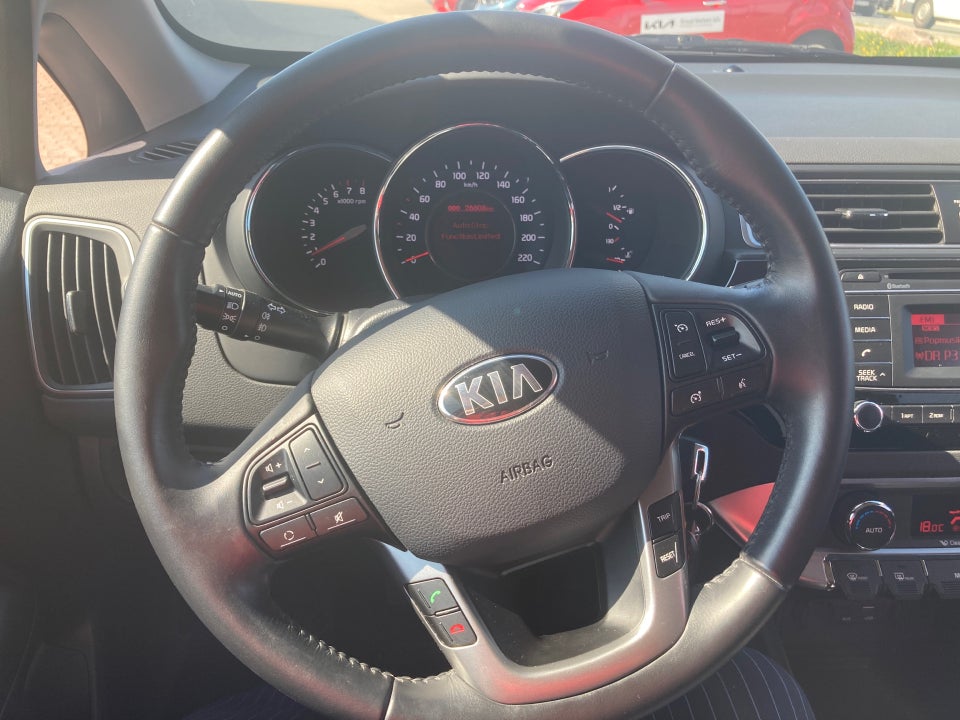 Kia Rio 1,2 CVVT Attraction 5d