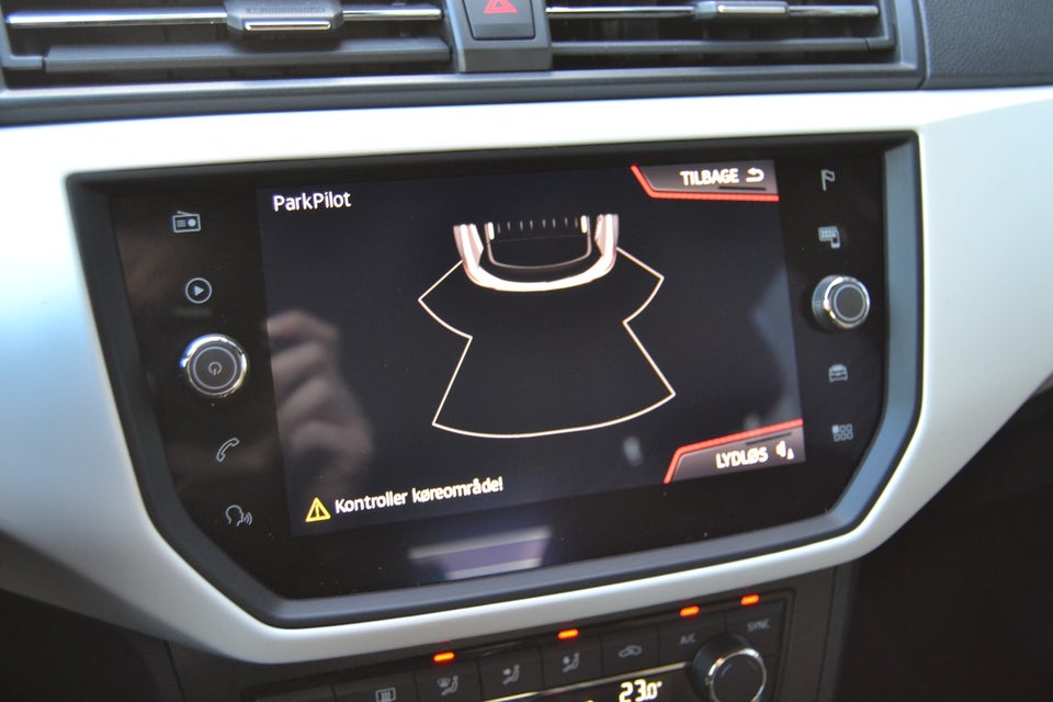 Seat Arona 1,6 TDi 95 Xcellence DSG 5d