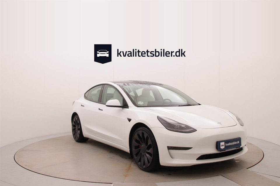 Tesla Model 3 Performance AWD 4d