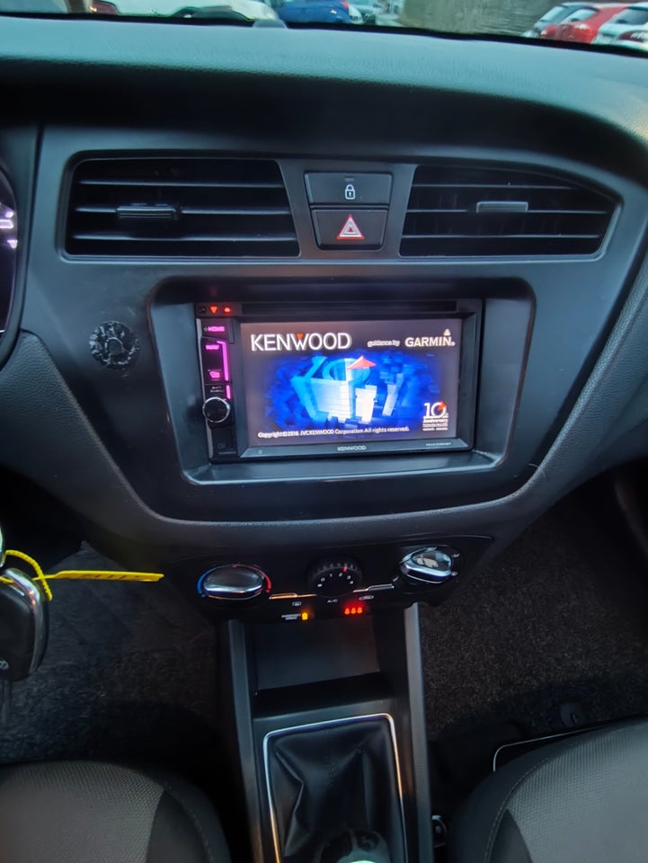 Hyundai i20 1,25 Passion 5d