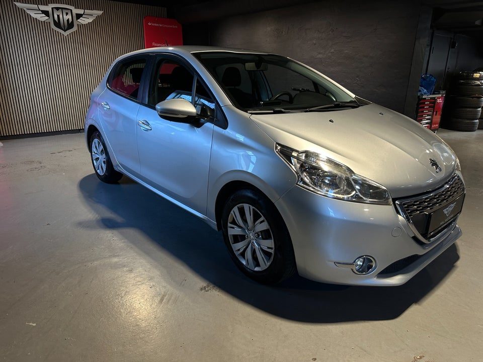 Peugeot 208 1,2 VTi 82 Active GO 5d
