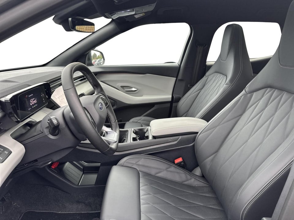 Ford Explorer 77 Premium Extended Range 5d