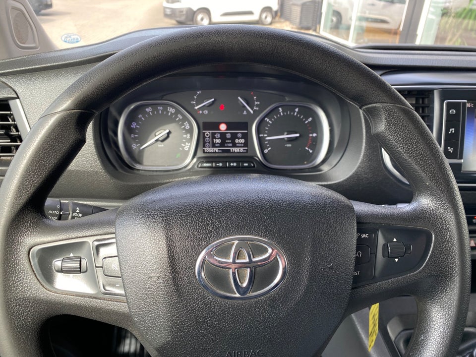 Toyota ProAce 2,0 D 120 Long Comfort Mandskabsvogn 5d
