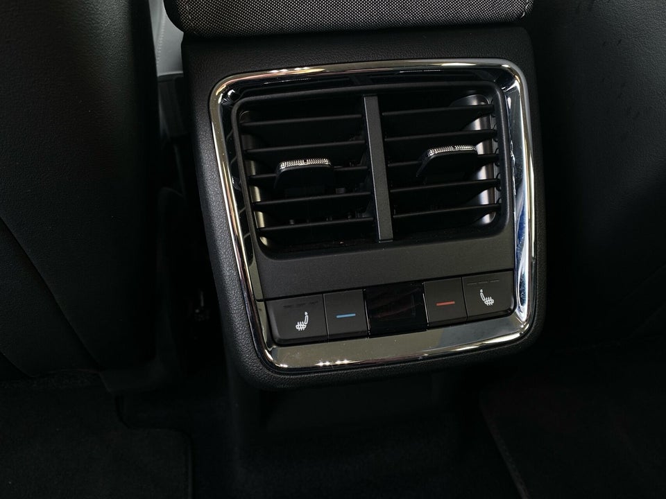 Skoda Enyaq 80 iV Loft 5d