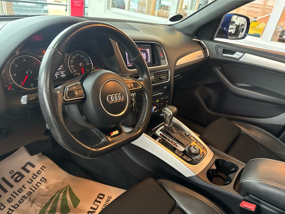 Audi Q5 2,0 TDi 177 S-line quattro S-tr. Van 5d