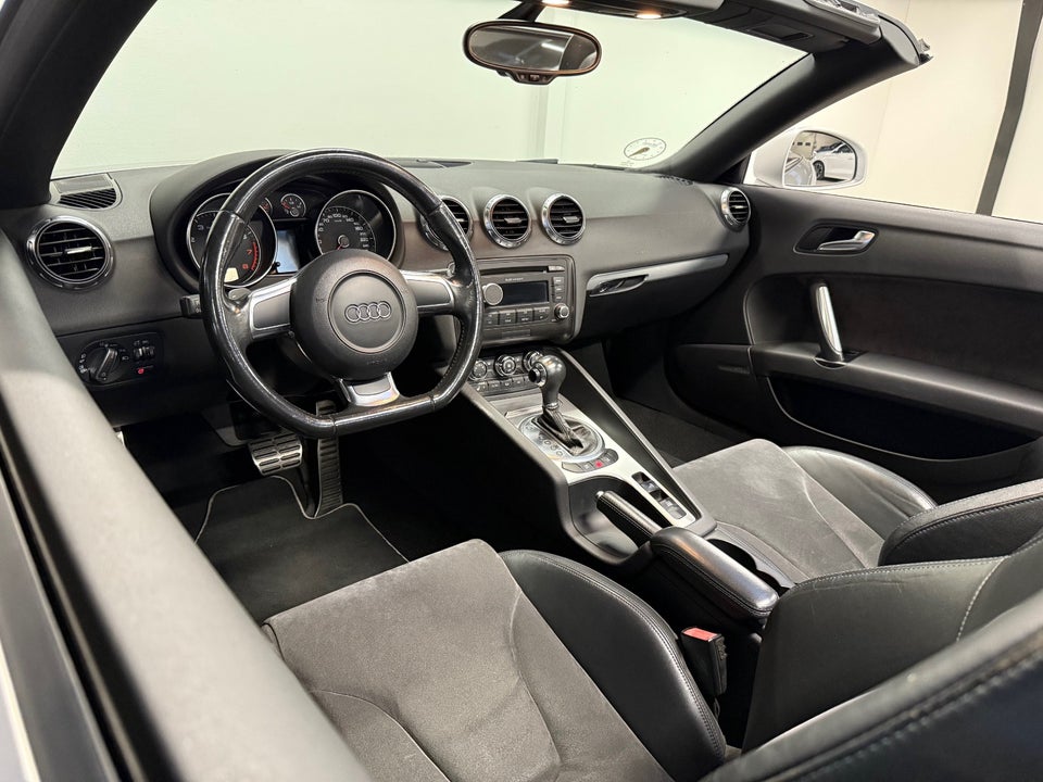 Audi TT 2,0 TFSi Roadster S-tr. 2d