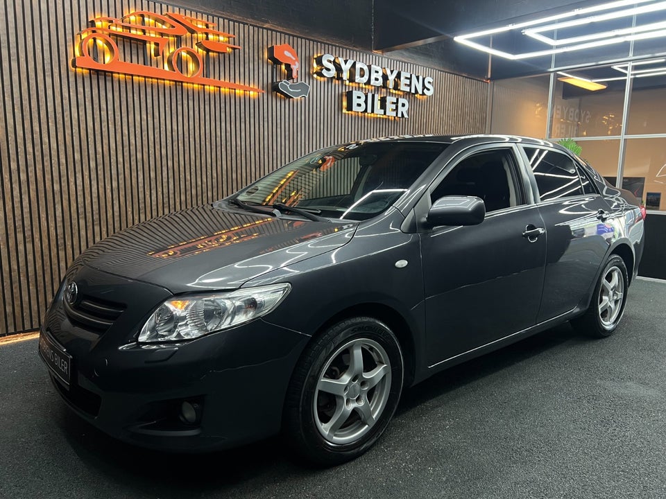 Toyota Corolla 1,6 Luna M/M 4d