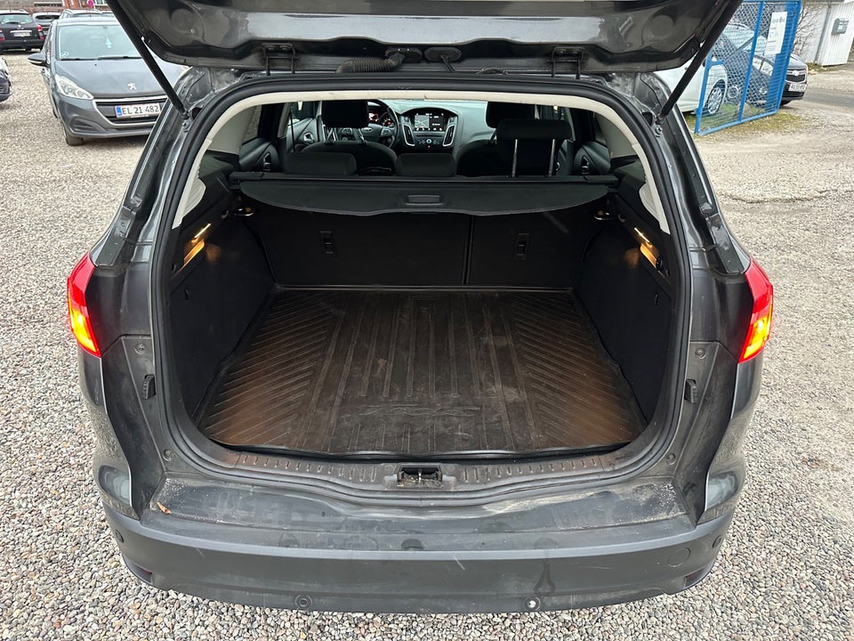 Ford Focus 1,0 SCTi 125 Titanium Fun stc. 5d