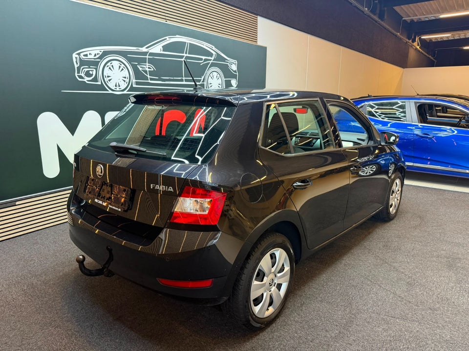 Skoda Fabia 1,0 MPi 75 Ambition 5d