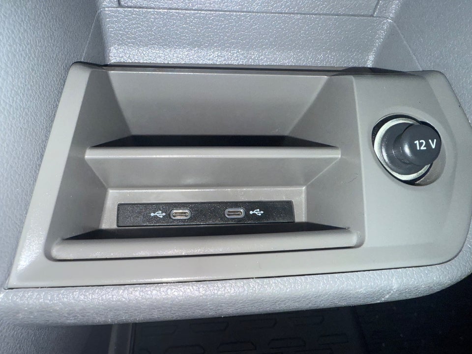 VW Crafter 35 2,0 TDi 177 Kassevogn L3H3 RWD