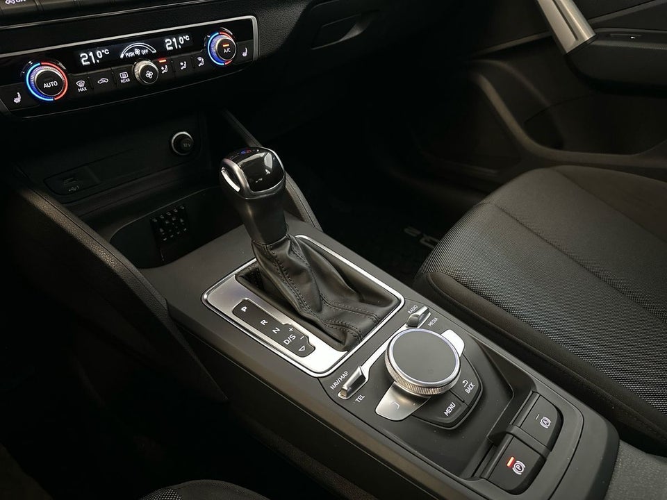 Audi Q2 35 TFSi Prestige S-tr. 5d
