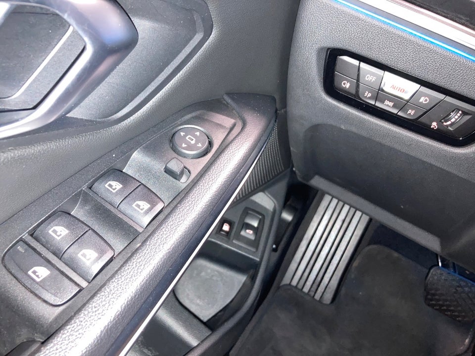 BMW 330e 2,0 Touring Sport Line aut. 5d