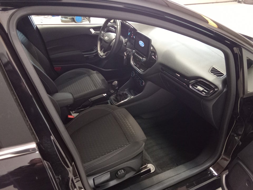 Ford Fiesta 1,0 EcoBoost mHEV Titanium X 5d