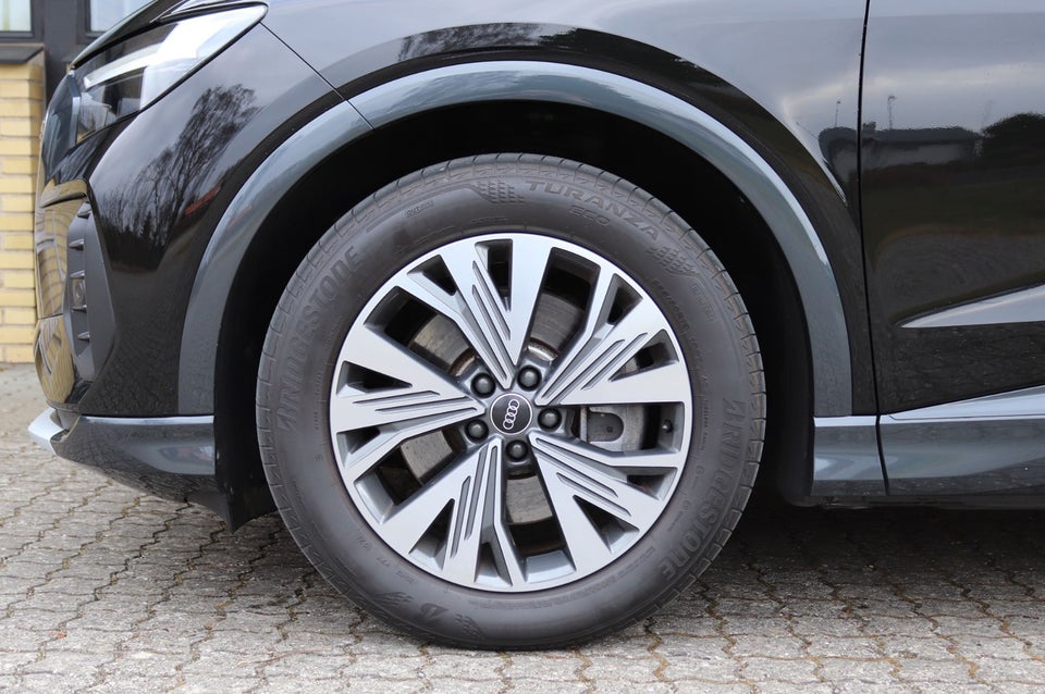 Audi Q4 e-tron 40 Advanced 5d