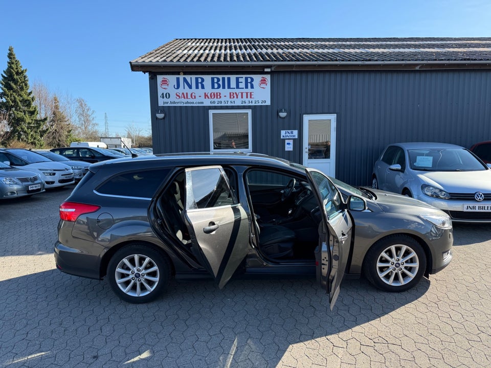 Ford Focus 1,5 TDCi 120 Titanium stc. aut. 5d