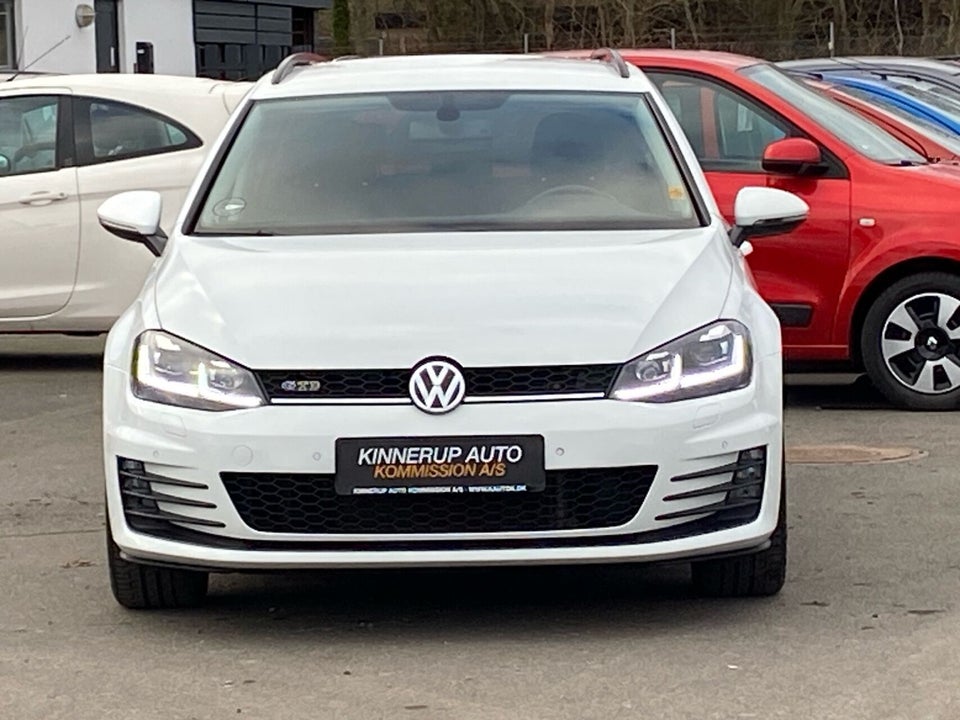 VW Golf VII 1,6 TDi 105 Comfortline BMT 5d