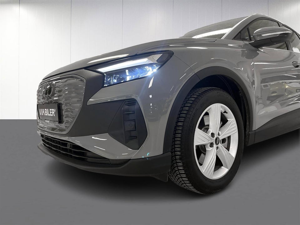 Audi Q4 e-tron 45 Progress 5d