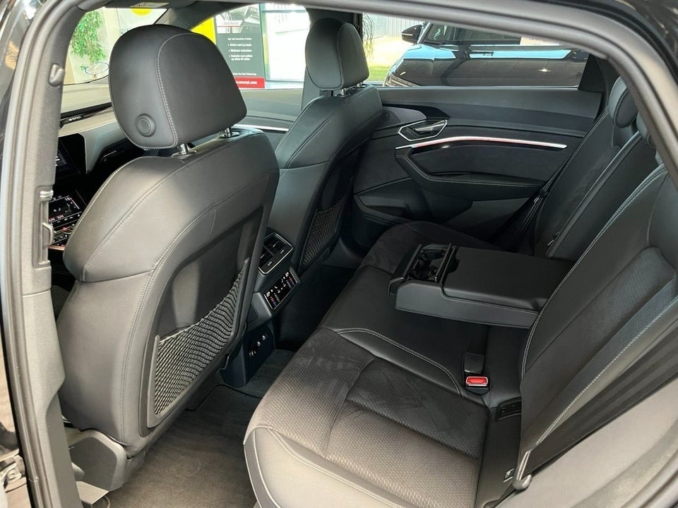 Audi Q8 e-tron 55 S-line Sportback quattro 5d