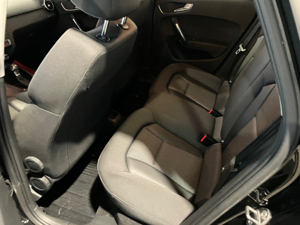 Audi A1 1,0 TFSi 95 Ultra Sportback S-tr. 5d