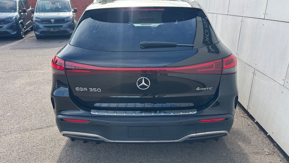 Mercedes EQA350 AMG Line 4Matic 5d