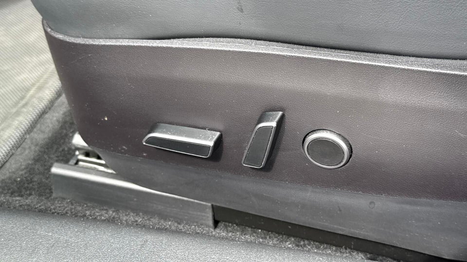 Tesla Model 3 Long Range AWD 4d