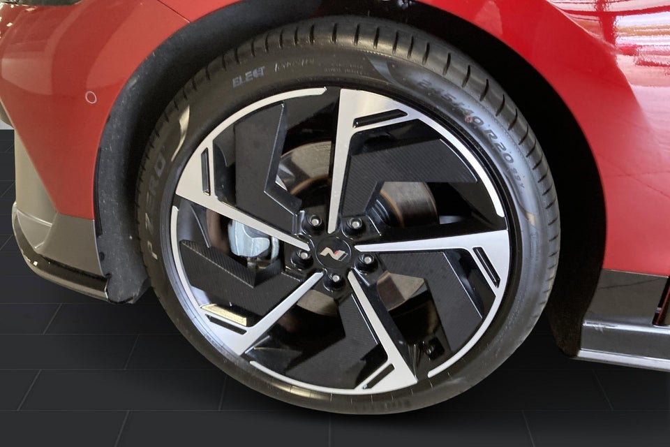 Hyundai Ioniq 6 84 N Line+ AWD 4d