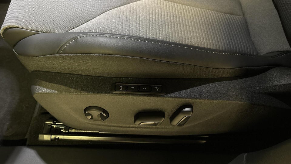 Skoda Enyaq 85 iV Premium 5d