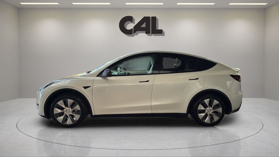Tesla Model Y Long Range AWD 5d