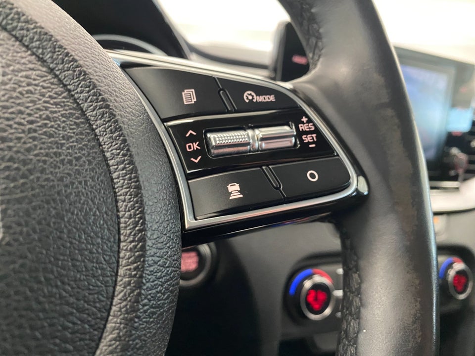 Kia XCeed 1,6 PHEV Prestige DCT 5d