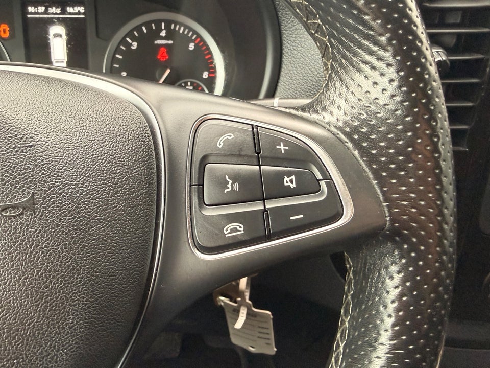 Mercedes Vito 114 2,0 CDi Complete aut. L RWD