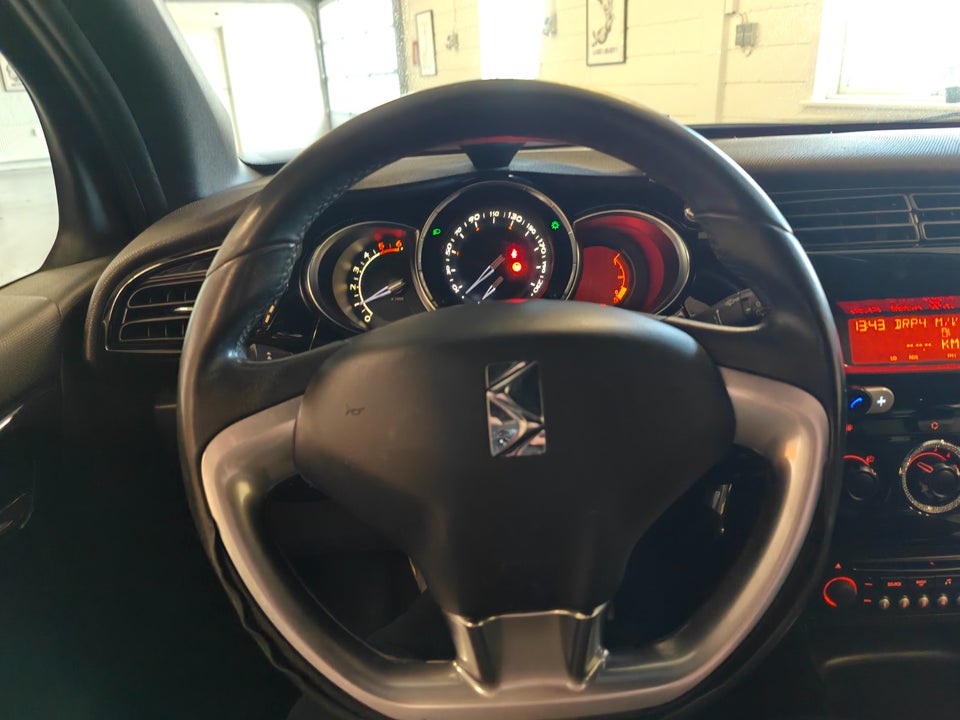 Citroën DS3 1,6 e-HDi 90 DStyle 3d