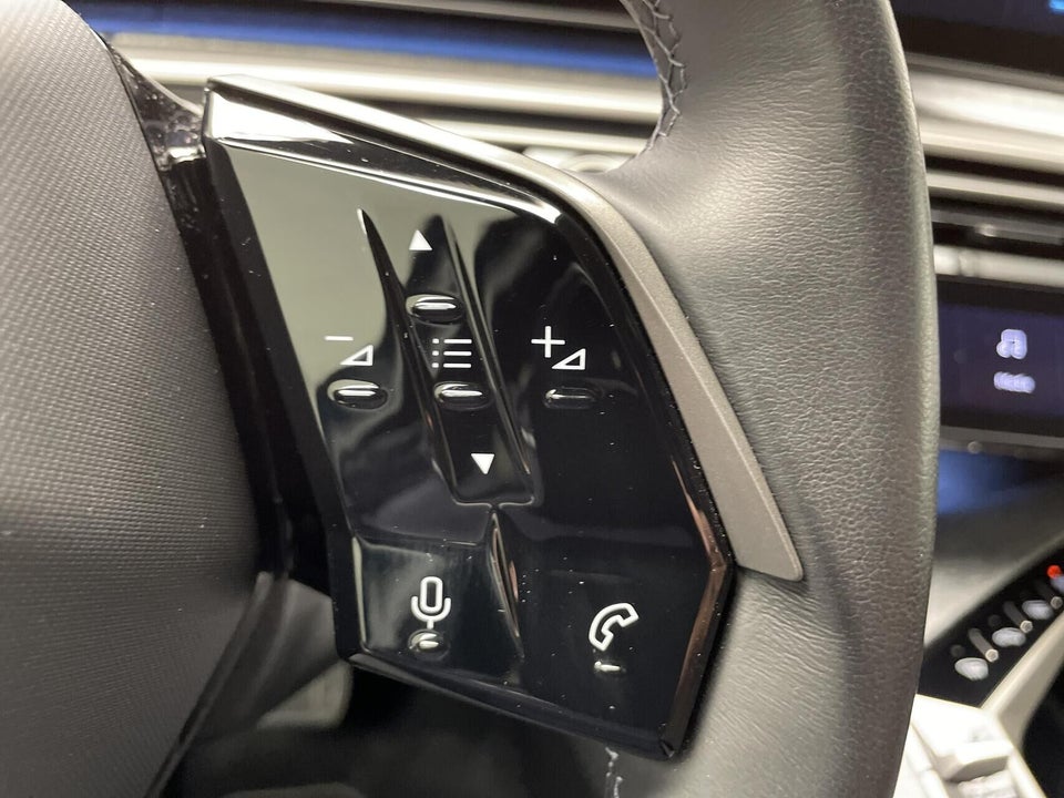 Peugeot e-5008 77 Allure 7prs 5d