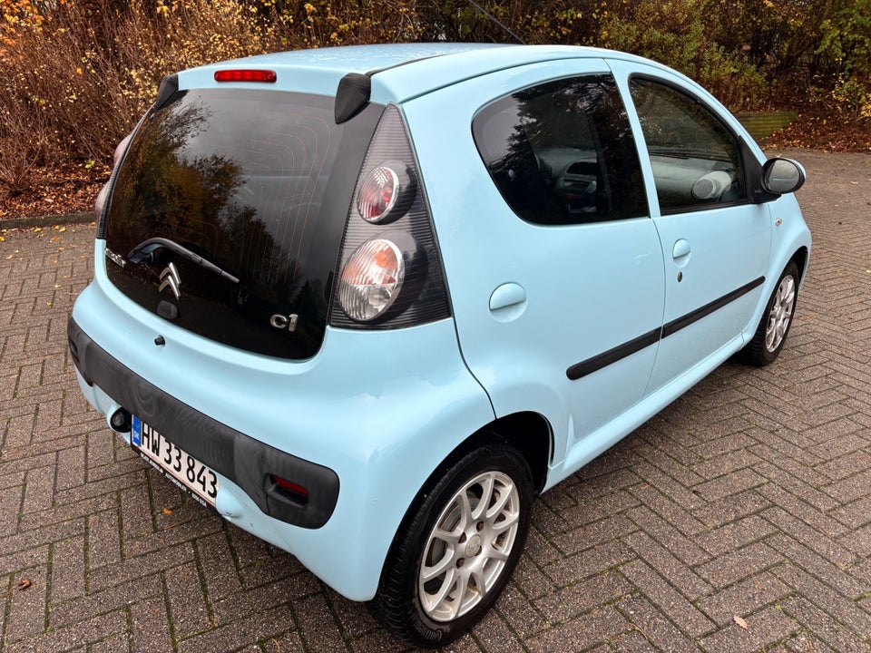Citroën C1 1,0i Exclusive 5d