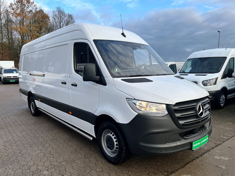 Mercedes Sprinter 317 2,0 CDi A4 Kassevogn aut. RWD