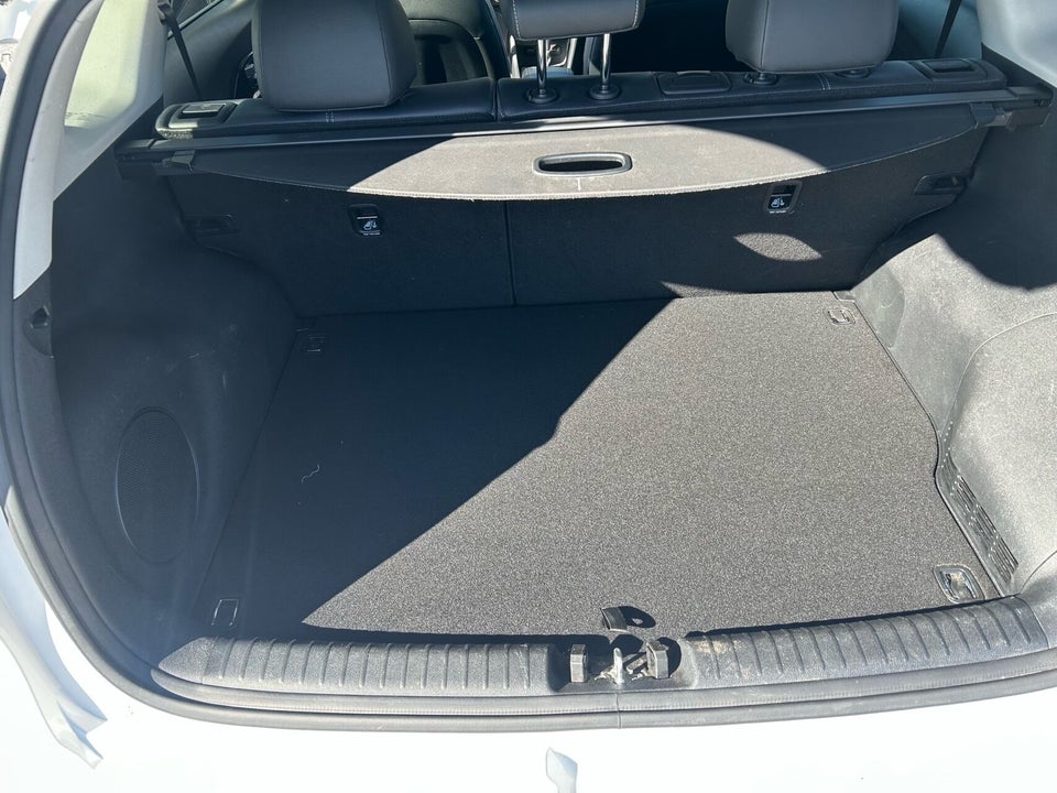 Kia Niro 1,6 PHEV Advance DCT 5d