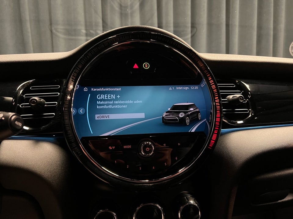 MINI Cooper SE Edition Premium Plus 3d