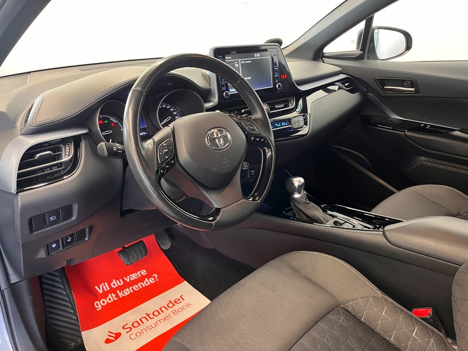 Toyota C-HR 1,8 Hybrid C-LUB Premium CVT 5d