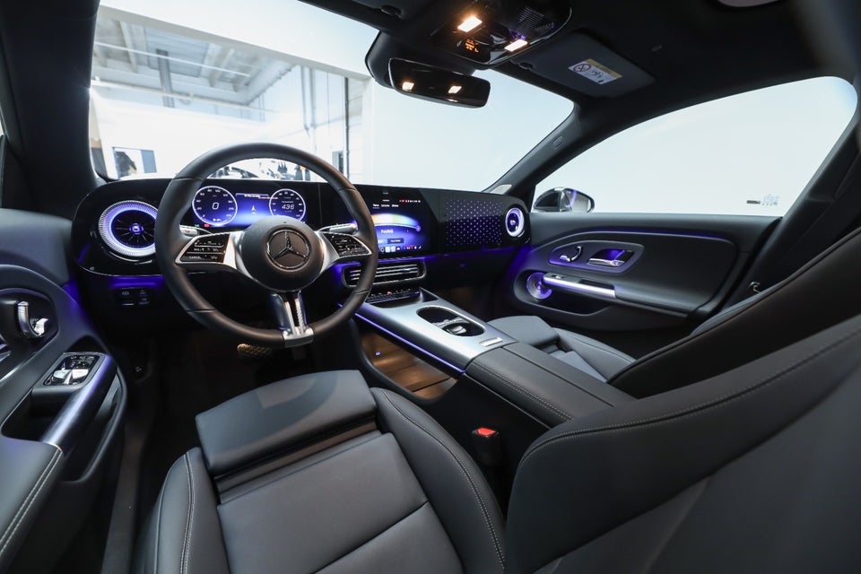 Mercedes CLA250+ EQ Progressive Premium Plus 4d