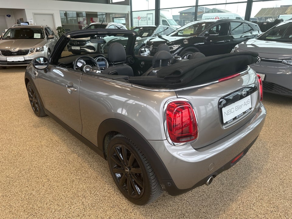 MINI Cooper 1,5 Essential Cabriolet aut. 2d