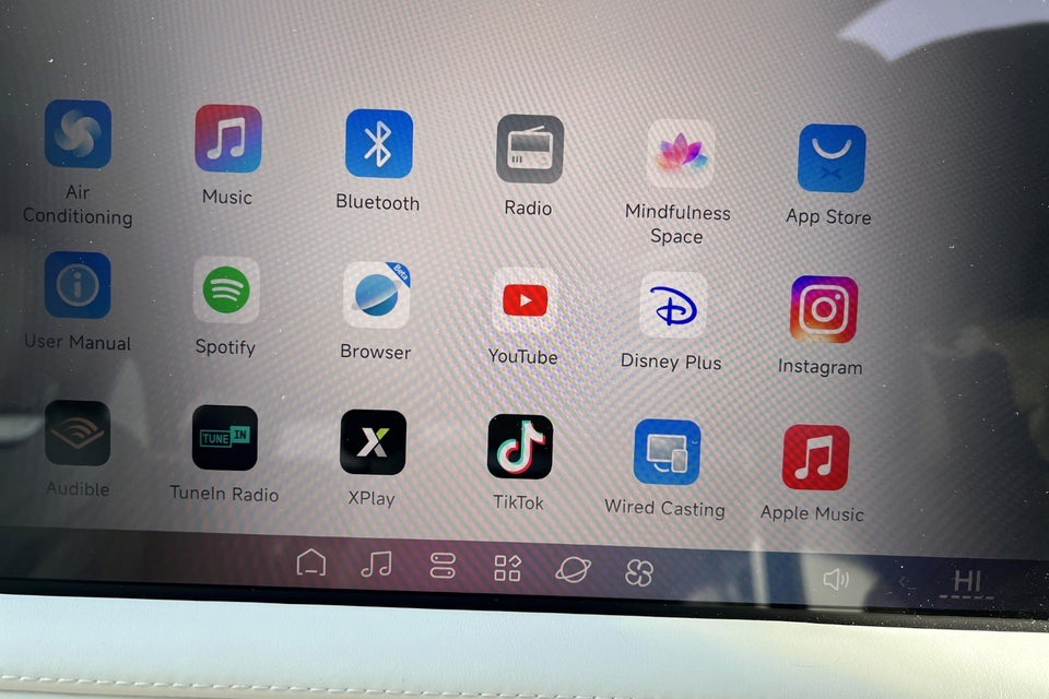 Xpeng G9 Standard Range 5d