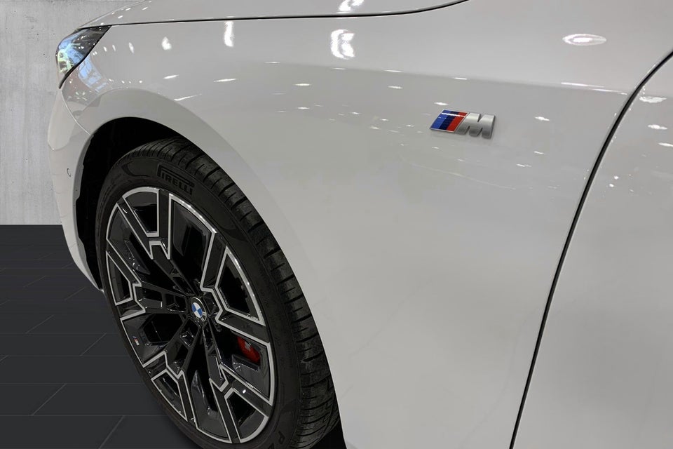 BMW i5 eDrive40 Touring Fully Charged M-Sport 5d