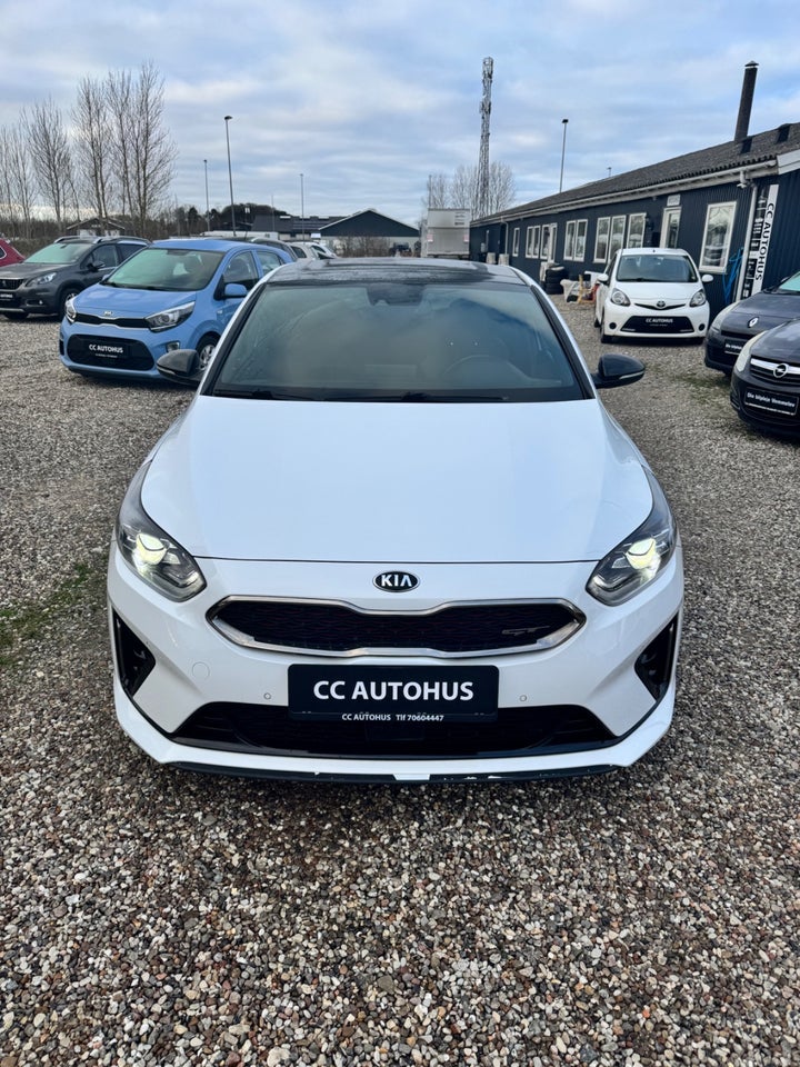 Kia ProCeed 1,6 T-GDi GT DCT 5d
