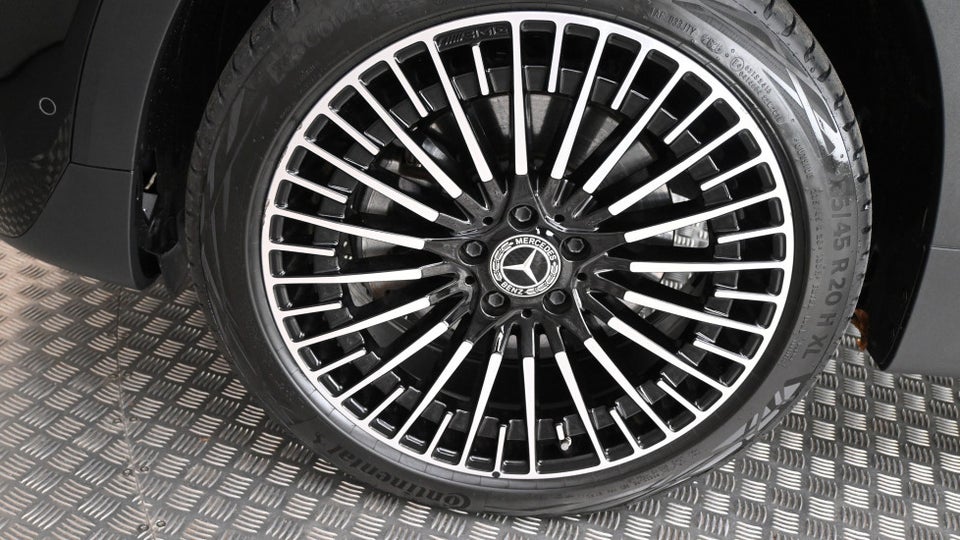 Mercedes EQB250+ AMG Line 7prs 5d