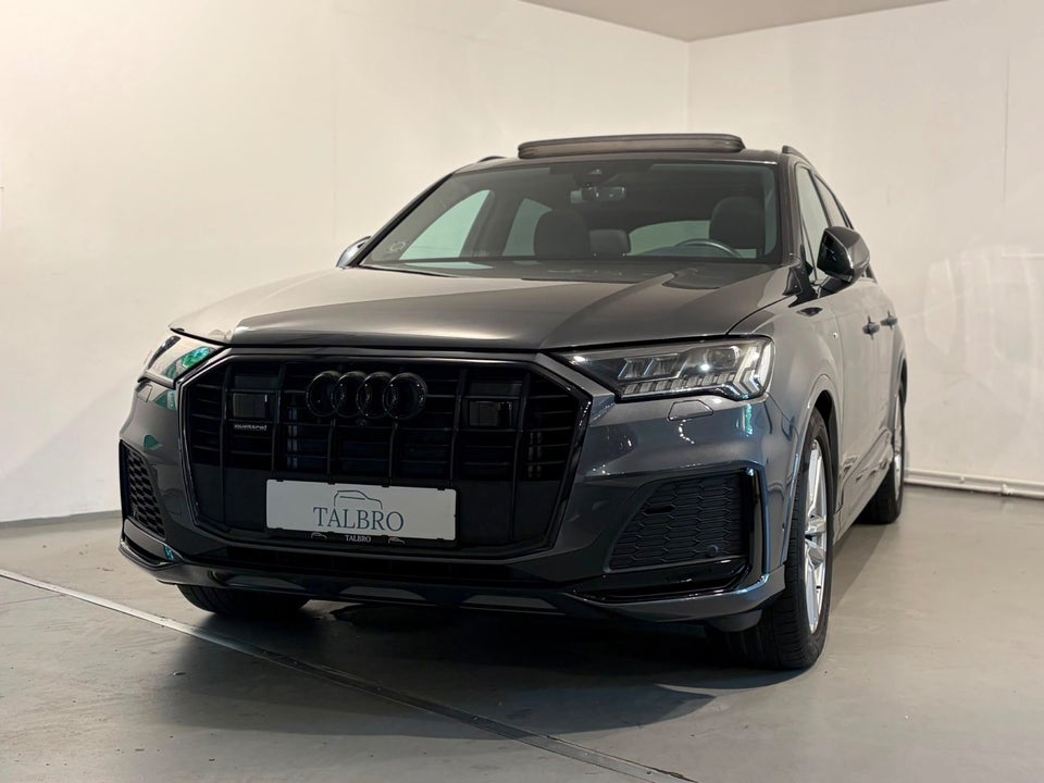 Audi Q7 55 TFSi e S-line quattro Tiptr. 5d